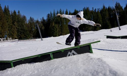 Snowboarder